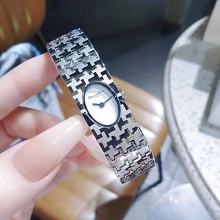 ĐỒNG HỒ NỮ CAO CẤP DYOR DẠNG VÒNG ÔM TAY SIÊU SANG 1