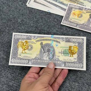 Bộ 12 Tờ Triệu Đô Siêu Cấp Vip Mạ Vàng 12 con giáp giá sỉ - giá bán buôn, lì xì Tết.