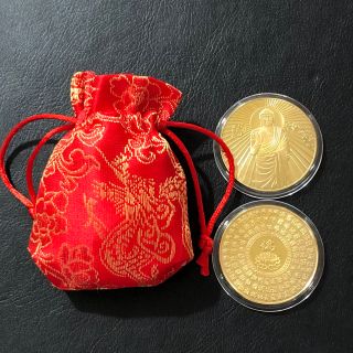 Sỉ Xu Như Lai Phật Tổ kèm túi gấm đỏ, lì xì Tết.