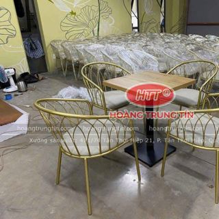 Bàn ghế sắt nệm cafe nhà hàng giá rẻ