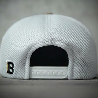 Nón Lưỡi Trai Gấu Cali Yellow Snapback Chất Da Lộn phối lưới