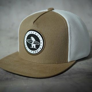 Nón Lưỡi Trai Gấu Cali Yellow Snapback Chất Da Lộn phối lưới