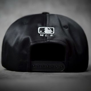 Nón Lưỡi Trai Yankees Đen Snapback Chất cotton bóng giá sỉ