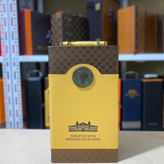 Hộp đựng rượu vang loại 2 chai 750ml - Đĩa vàng