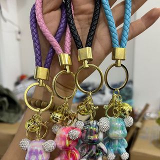 Móc khoá dính đá pha lê đủ hình lố 12 con như hình chụp