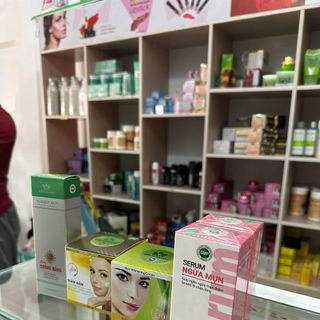 Kem Nám Hỗ Trợ Ngừa Thâm Nám Tang Nhang Dưỡng Trắng Da Miền Thảo Mộc 20g