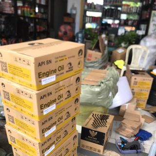 Nhớt Xe Số Super SYN 10w40 946ml, Nguyên liệu nhập khẩu Mỹ, êm mát động cơ, bảo vệ động cơ xe (Chai nguyên 964ml)