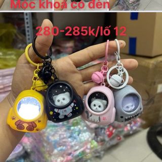 Móc khoá có đèn nhiều kiểu đa dạng giá trên tường sản phẩm lố 12 và lốc 10 hottrend
