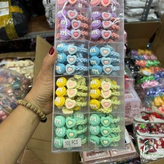 Cột kẹp mới hộp 100 cái như hình