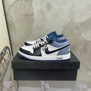 Giày sneaker thể thao "L V" Sneaker "L o u i s V u i t t o n" Hàng Siêu Cấp 1:1 Like Authentic