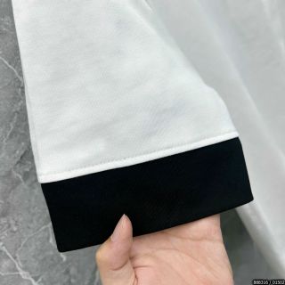 ÁO THUN NAM CỔ TRÒN CÓ TÚI LOGO LV AH3