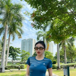 Áo nữ hoạ tiết Size m l xl xxl Ri 2222 Tách nửa ri được