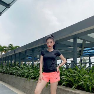 Áo nữ logo thêu vải poly chính phẩm Size m l xl xxl Ri 2222 Tách nửa ri được