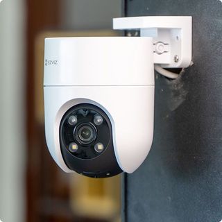 Camera Ezviz H8c - Chống nước, tích hợp sim 4G