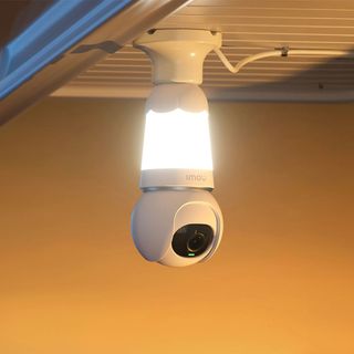 Camera Bóng Đèn iMou IPC-S6DP- Có Màu Ban Đêm