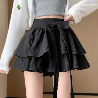 CHÂN VÁY XỐP 2 TẦNG ĐÍNH NƠ - LÊ PHƯƠNG BOUTIQUE