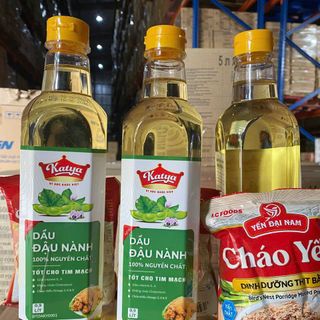 Combo 1 chai Dầu đậu nành Katya 0,9L khuyến mại 1 gói Cháo yến dinh dưỡng thịt bằm 50g (12 bộ/thùng) giá sỉ