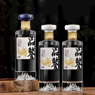Chai Hibiki cao đáy núi nắp bi xanh và trắng dung tích 500ml M89