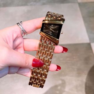 Đồng hồ nữ radosa mẫu mới