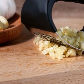 Dụng Cụ Nghiền Tỏi Hành Thông Minh - Kiểu Vòm Tròn JK67, An Toàn Tuyệt Đối