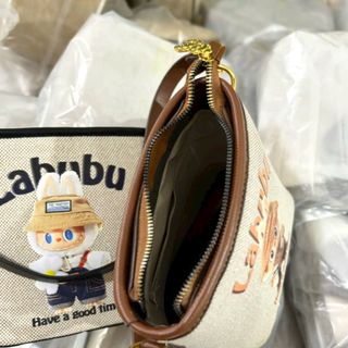 TÚI XÁCH LABUBU DÁNG ĐỨNG: NÉT DỄ THƯƠNG, PHONG CÁCH RIÊNG BIỆT WH715 - WINNIE HOUSE