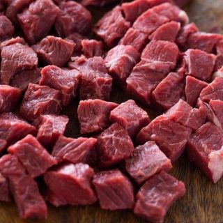 Bò lúc lắc ướp sẵn 160k/kg