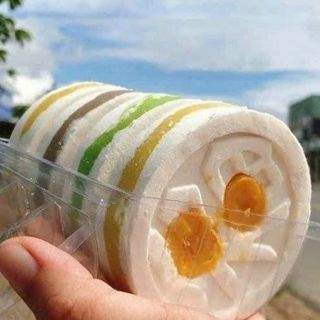 Bánh In Trứng Muối (Thùng 50 Cây x 4 Cái) giá sỉ