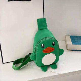Túi Đeo Chéo Cho Bé Đi Chơi Kích Thước 20*14*7cm Mẫu Vịt