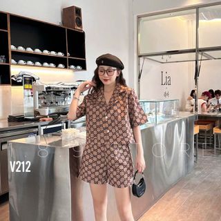 Set thiết kế sơ mi gấm phối họa tiết