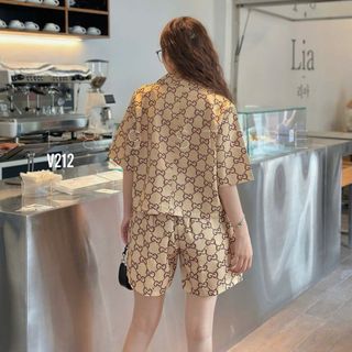 Set thiết kế sơ mi gấm phối họa tiết