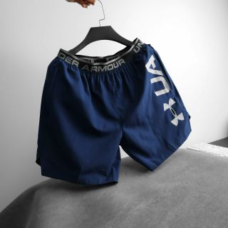 Short under xi giãn runing 2 lớp. Lớp lưới bên trong mềm thoáng mát, co giãn 4c, 2 túi khoá kéo. Phụ liệu hãng Size : m l xl 2xl /2222/8c 3 màu / ri 24c
