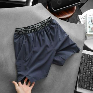 Short under xi giãn runing 2 lớp. Lớp lưới bên trong mềm thoáng mát, co giãn 4c, 2 túi khoá kéo. Phụ liệu hãng Size : m l xl 2xl /2222/8c 3 màu / ri 24c