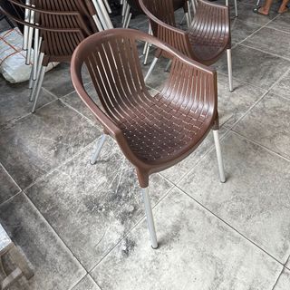 Ghế nhựa bành cafe chân nhôm giá rẻ hàng mới