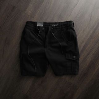 Quần short kaki nam túi hộp sang trọng