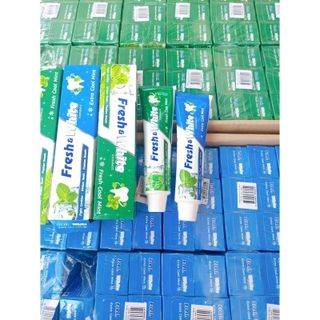 Kem đánh răng Fresh&White Thái Lan 160g