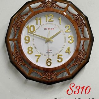 Đồng hồ treo tường , máy hq bền tốt , mẫu mã hoa văn đẹp dễ coi