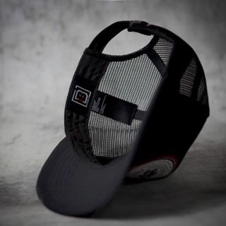 Nón Kết Nam Nữ Whistling Đen Cap