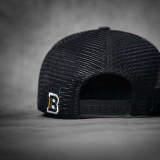 Mũ Hiphop Headwear Đen Snapback