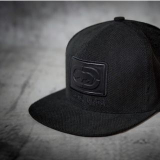Mũ E C K O Logo Da Đen Snapback