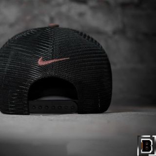 Nón Lưỡi Trai Thể Thao Ni.Ke SB Đen Nâu Cap