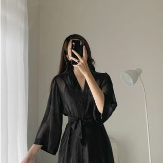 Váy Ngủ 2 Dây Kèm Áo Khoác Ngoài Chất Liệu Lụa Pháp Mềm Mịn, Váy Ngủ Hai Dây Cổ Đổ 2 Lớp Kèm Áo Choàng
