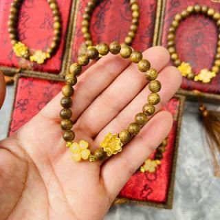 Vòng tay trầm hương cao cấp mix charm tỳ hưu mang lại tài lộc thuận lợi may mắn