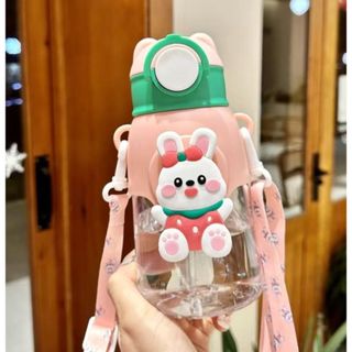 ( Hàng Mới) Nước Uống Cho Bé Trai, Bé Gái Đi Hoc, Đi Chơi dung tích 600ml Nhựa PC, PP Khủng long