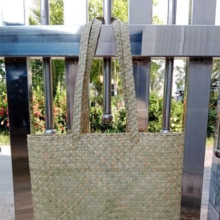 Túi cỏ bàng thủ công
