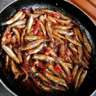 Cá cơm than