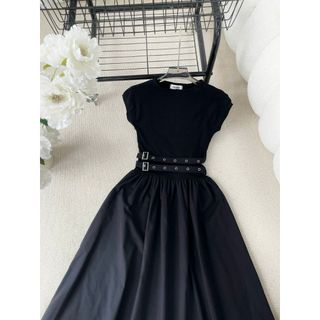 [SHOPPUMI] Đầm đen dáng xòe tay ngắn kèm belt freesize Pumi 16153