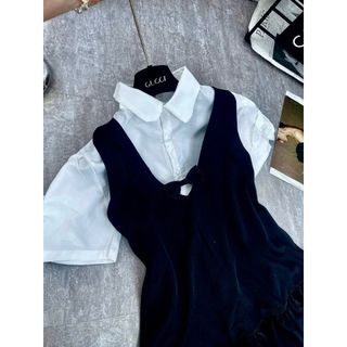 Set 2 Món Váy Yếm Bèo Tầng Mix Áo Sơ Mi Khuy Ngọc Tay Hoa Vải Thô Lụa Mịn Mát - V013 -189 STORE