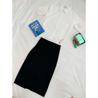Set sơ mi chân váy áo sơ mi nữ tay ngắn đính hoa kèm chân váy công sở dài di lam - 189 SRORE - V161