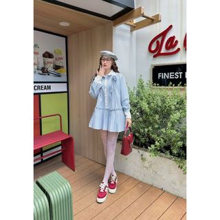 Váy sơ mi dáng nữ dài tay đính hoa ngực mix váy xếp ly liền thân cho các nàng đi cafe -V123-189STORE