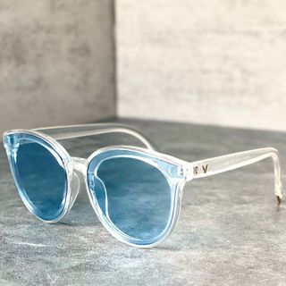 Kính thời trang V337